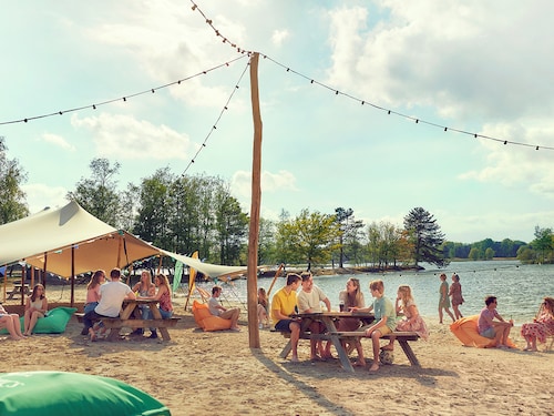 Strand De Huttenheugte