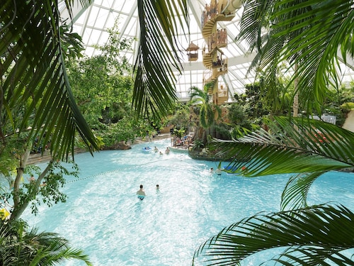Hang out, Pool & Play De Vossemeren
