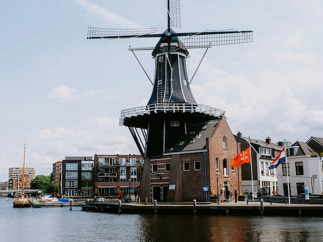 Molen de Adriaan